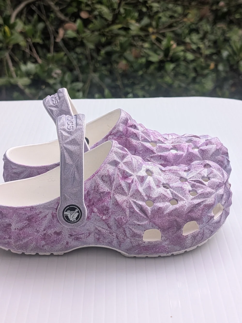 CROCS Kids Glitter Purple Textured Clog Sandals - Picture 3 of 10